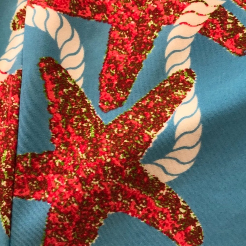 <LAST>Starfish Print Scallop Beach Shorts - Picture 3 of 5